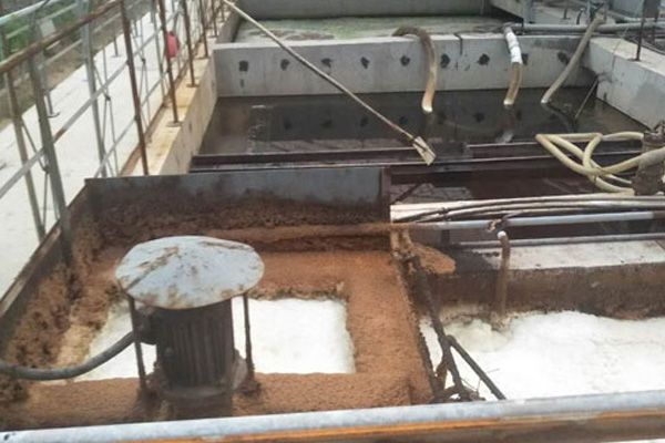 污水处理气浮除渣系统